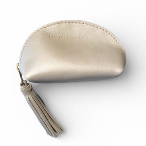 PORTLAND LEATHER Tassel Taco Pouch Pearl